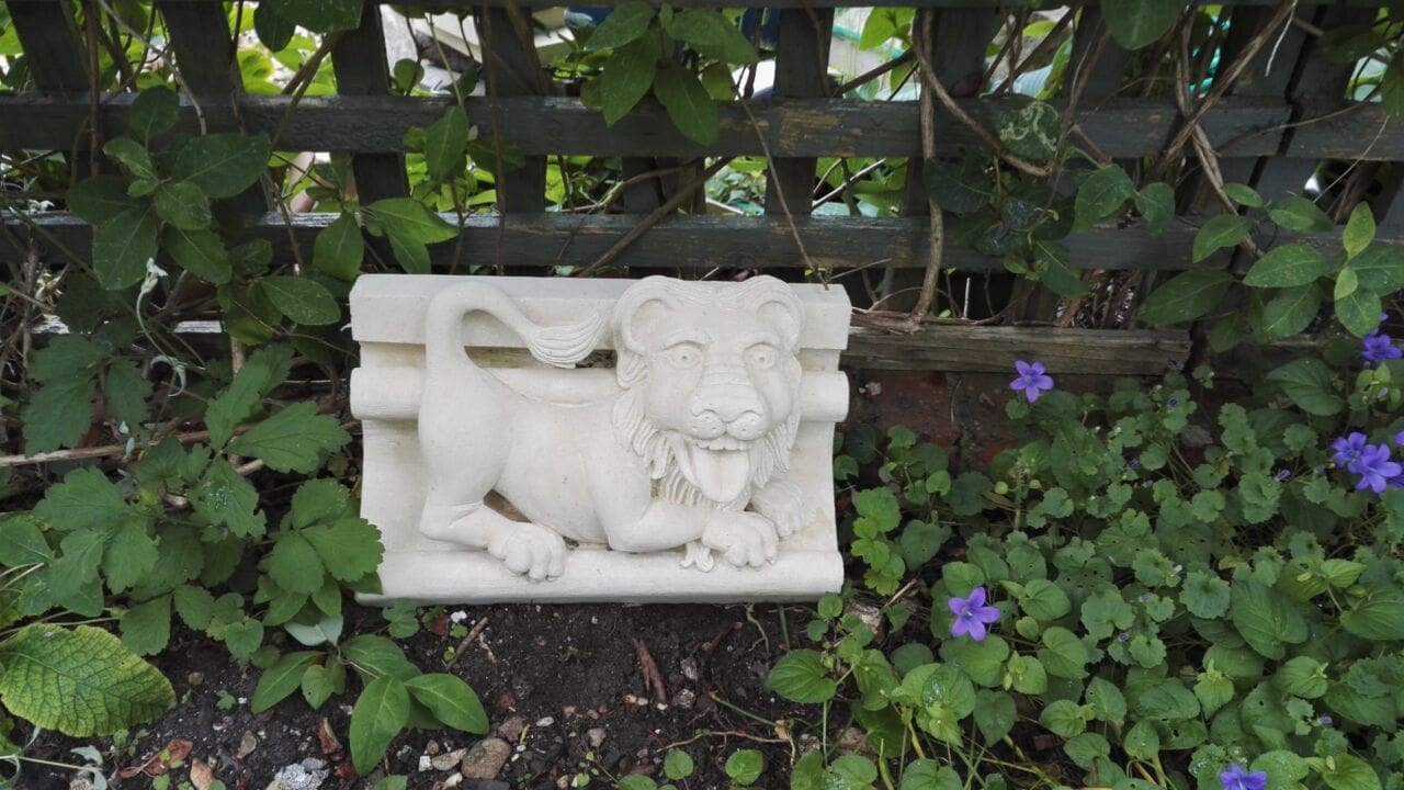 Laughing Lion Grotesque - Image 2