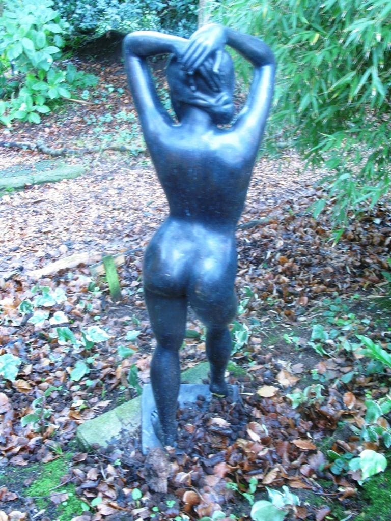 Nymph (Bronze Sensual Woman sculpture) - Image 2
