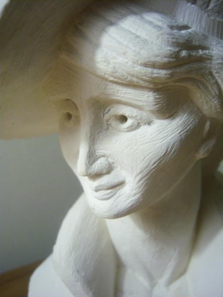 1920`s Female Bust (Elegant Woman`s Head with Hat statue)