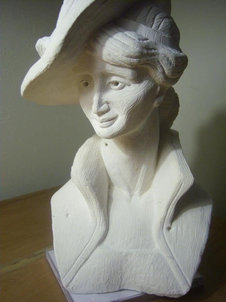 1920`s Female Bust (Elegant Woman`s Head with Hat statue) - Image 2