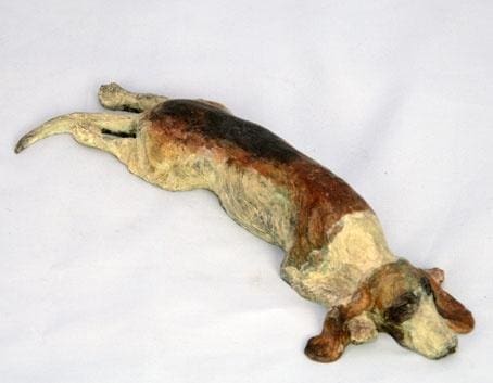 Sad Bassett (Little Sleeping Hound Bronze sculpture) - Image 2