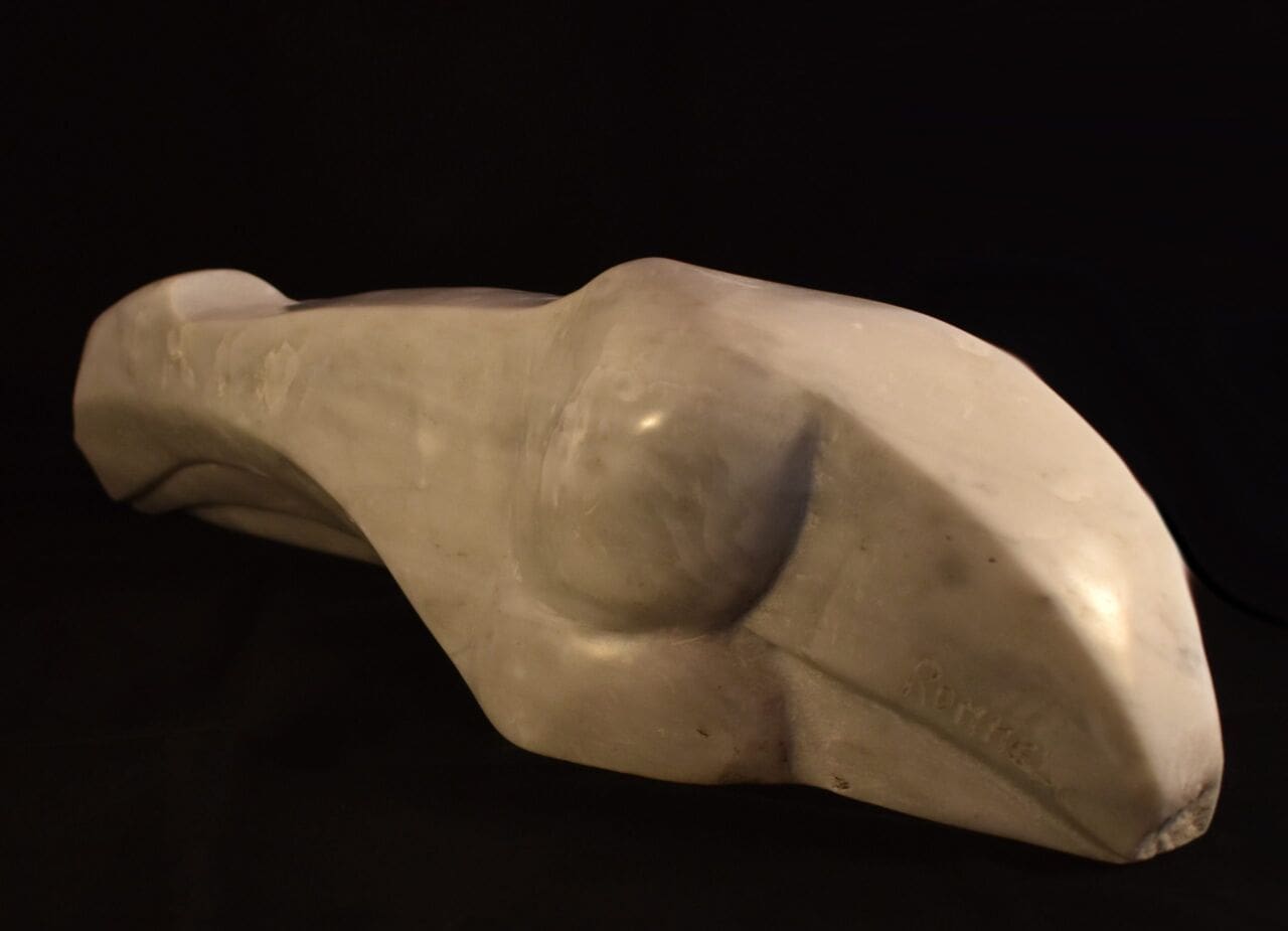 Musa Inspiradora (Abstract Modern Lying Torso statuette) - Image 2