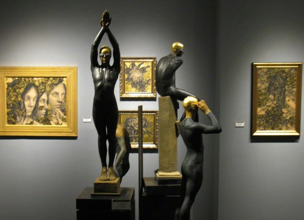 The Triathlete (Bronze Female Swimmer Wetsuit statue) - Image 5