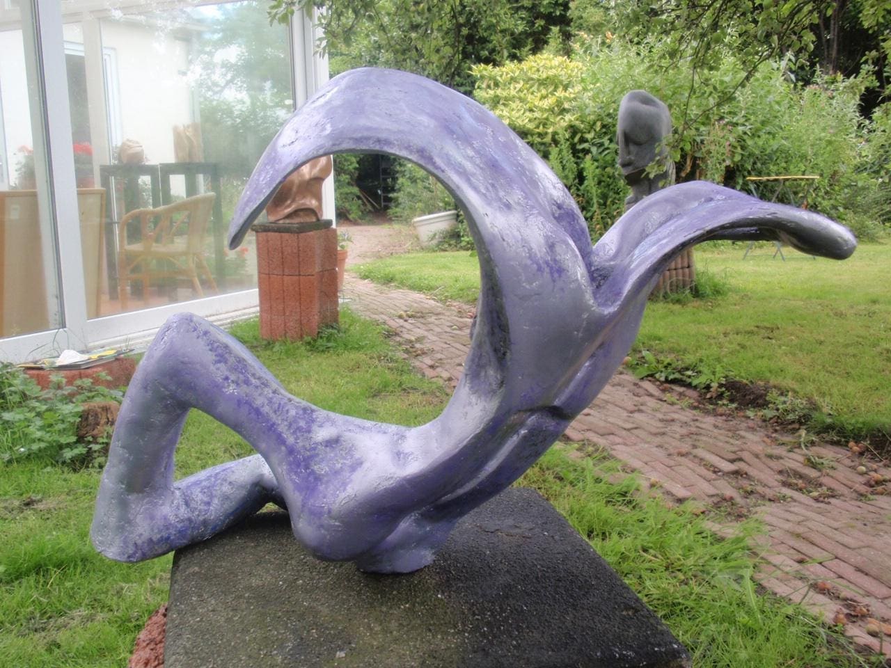 Man in balance? (Nude Male Abstract Torso statue) - Image 3