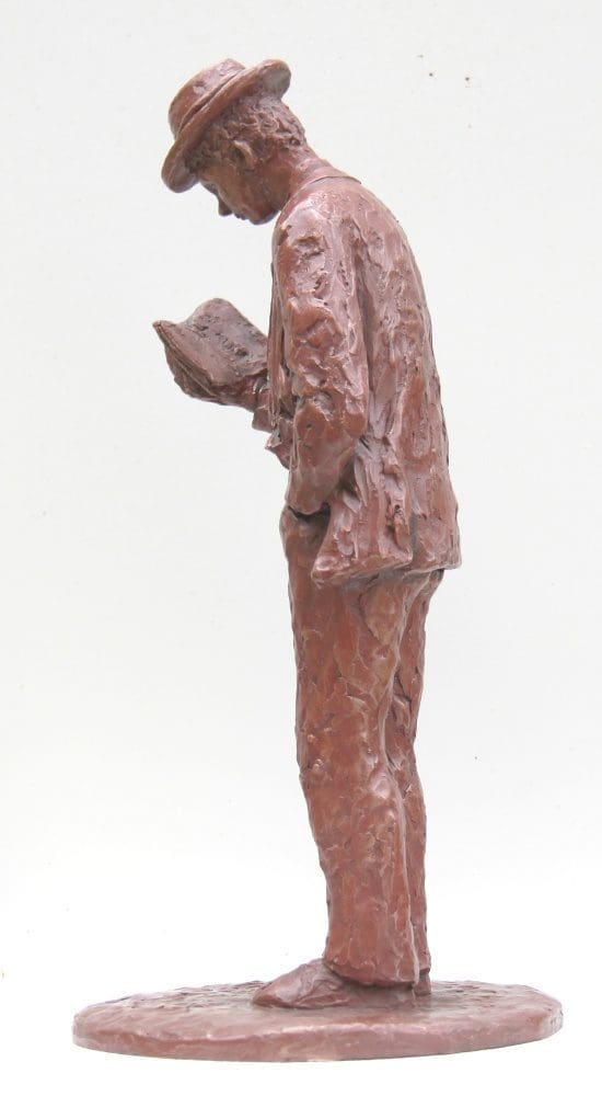 The Reading Man (Small Studious Male Indoor statue)