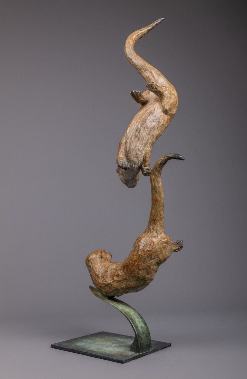 Otters swimming (Tabletop Size Duo of Otters statue) - Image 4
