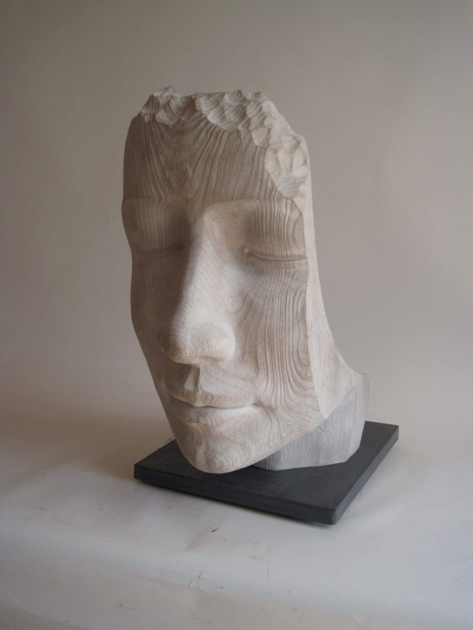 Tidal Thinker (Outsize Female Face Outdoor sculpture) - Image 2