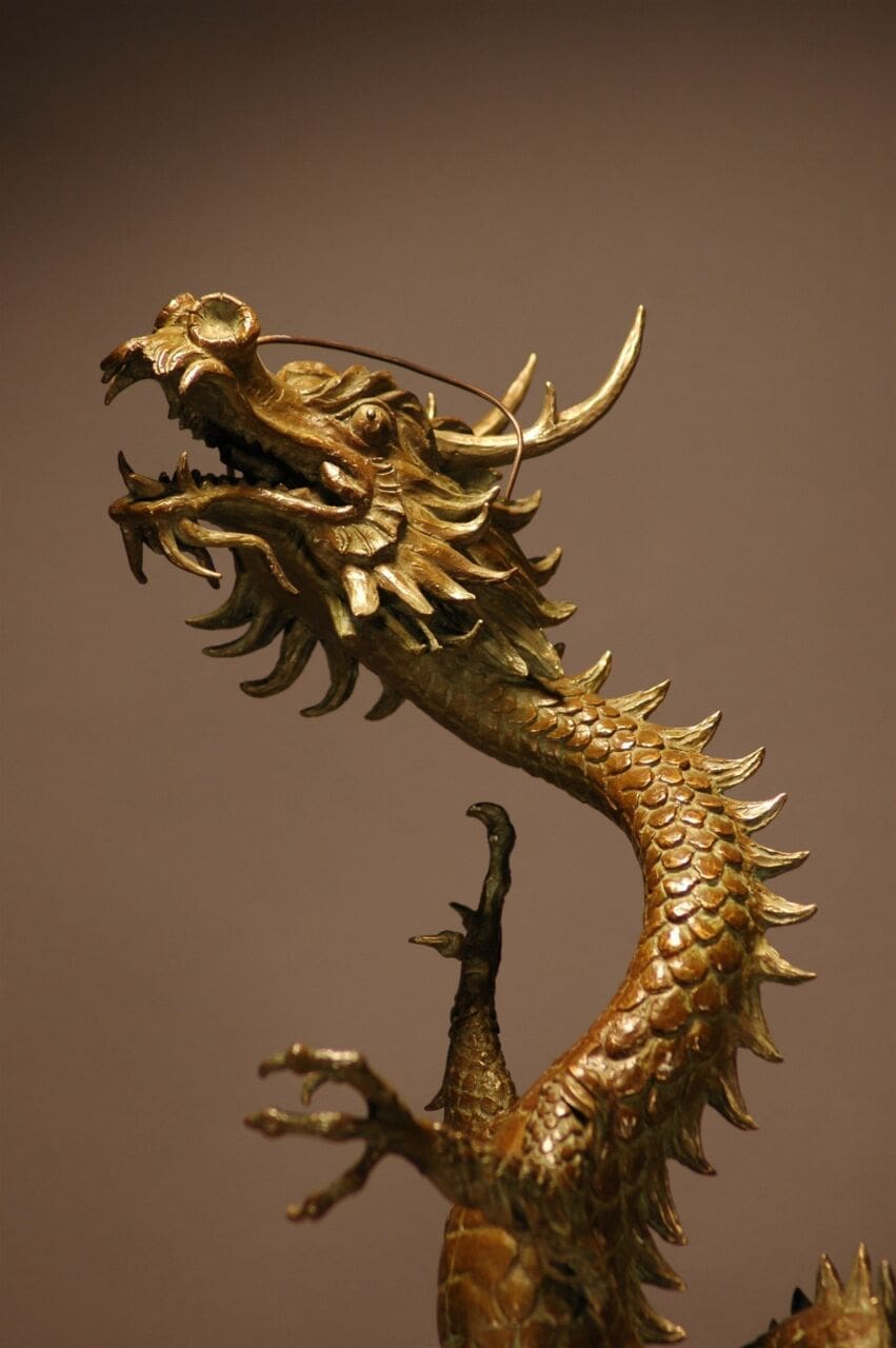Lucky Dragon (Bronze Oriental Chinese statue) - Image 5