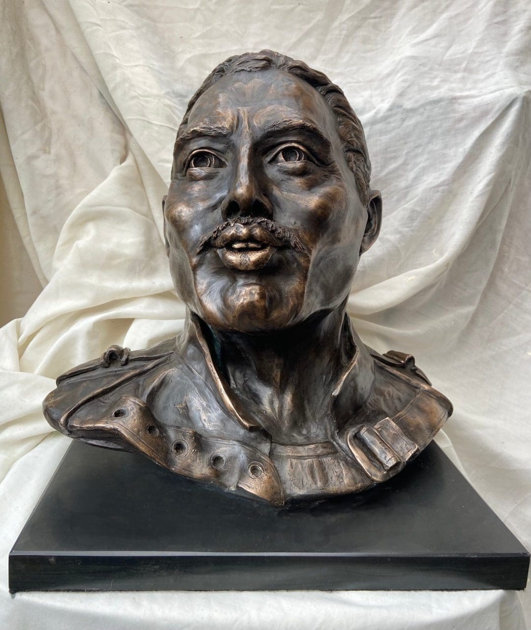Freddie Mercury (Pop Star Portrait Bust Head Face statue) - Image 2