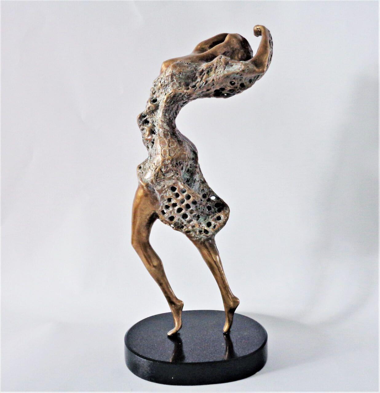 DANCE/Isadora Duncan (Little Exotic Dancer statue)