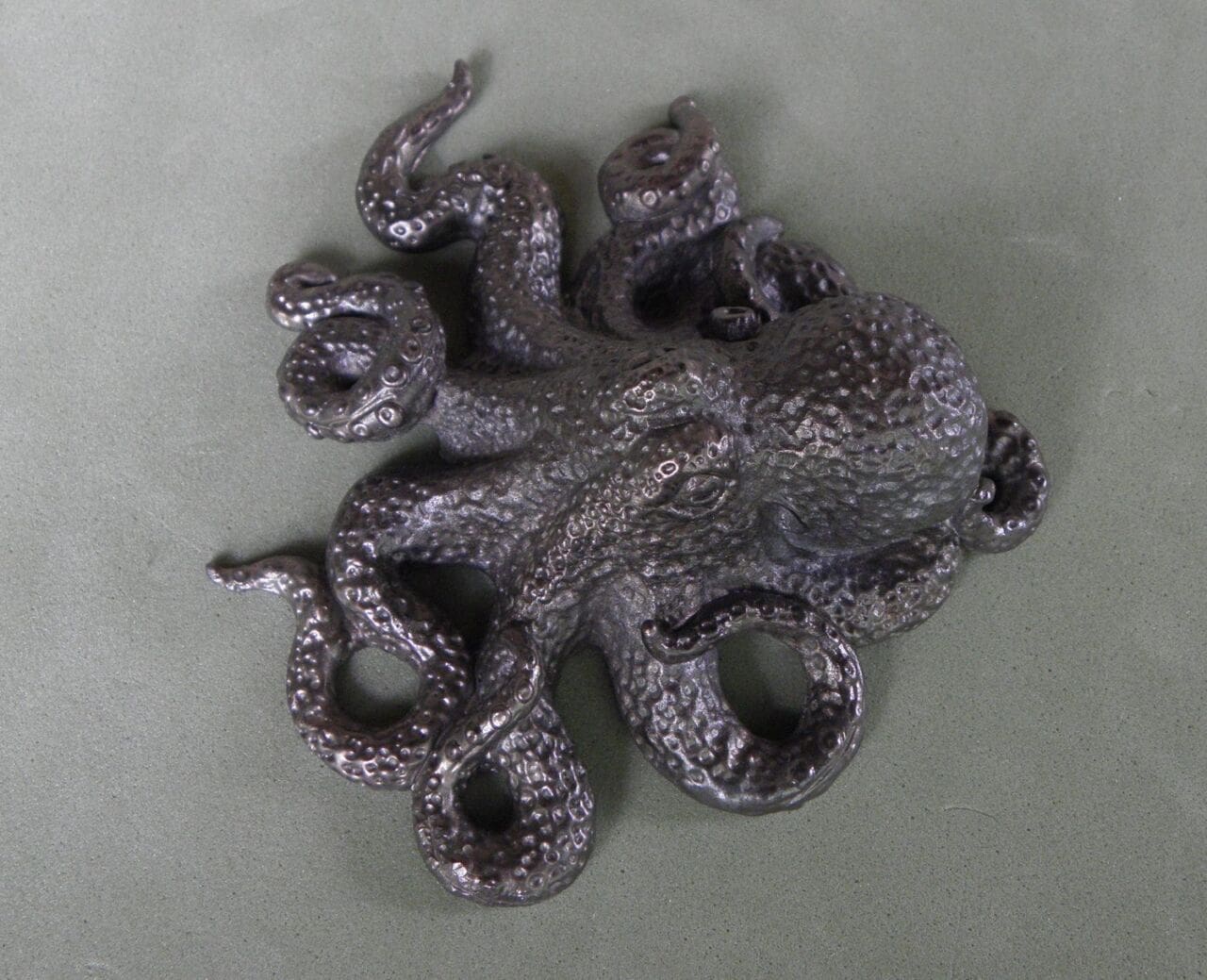 Octopus (Little Lifelike Bronze Marine Life sculpture) - Image 5