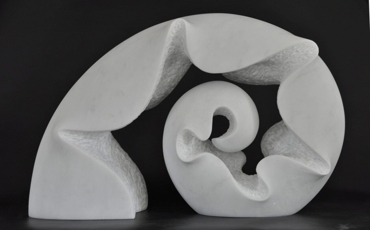Caracola (Carved Marble White Seashell) - Image 2