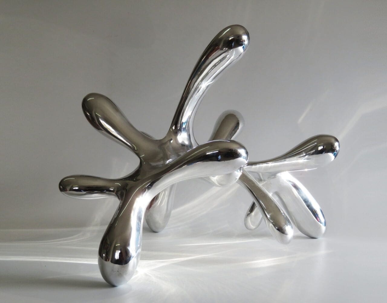Water Dance 1 (Shiny Gleaming Water Droplets Sculpture)