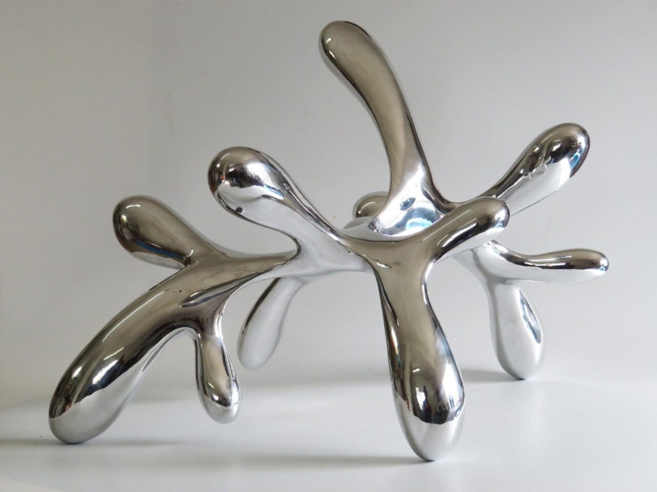 Water Dance 1 (Shiny Gleaming Water Droplets Sculpture) - Image 2