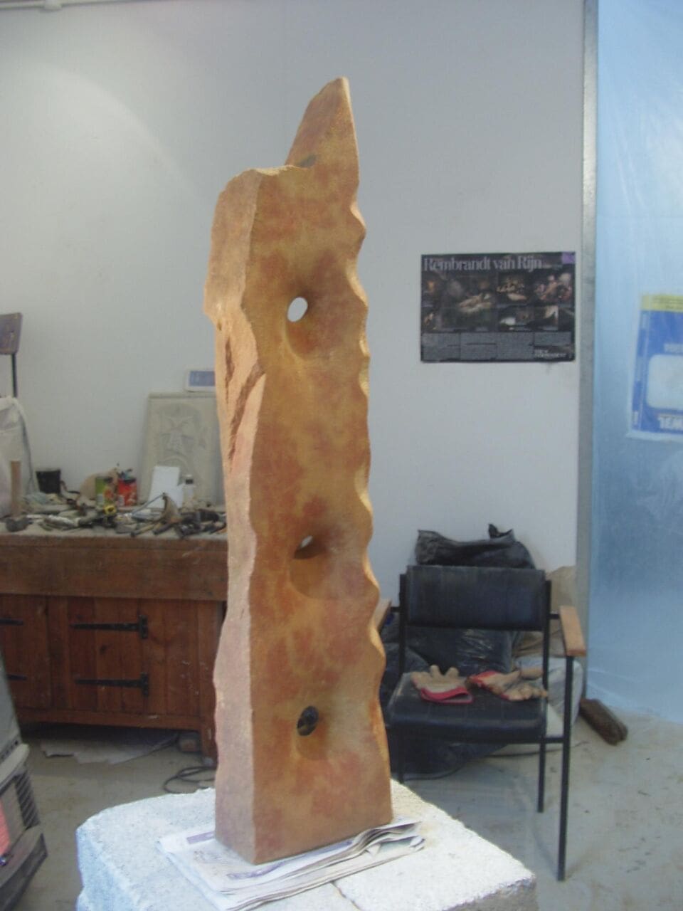 Abstract Totem 1 (Tall Columnar Vertical sculpture) - Image 4