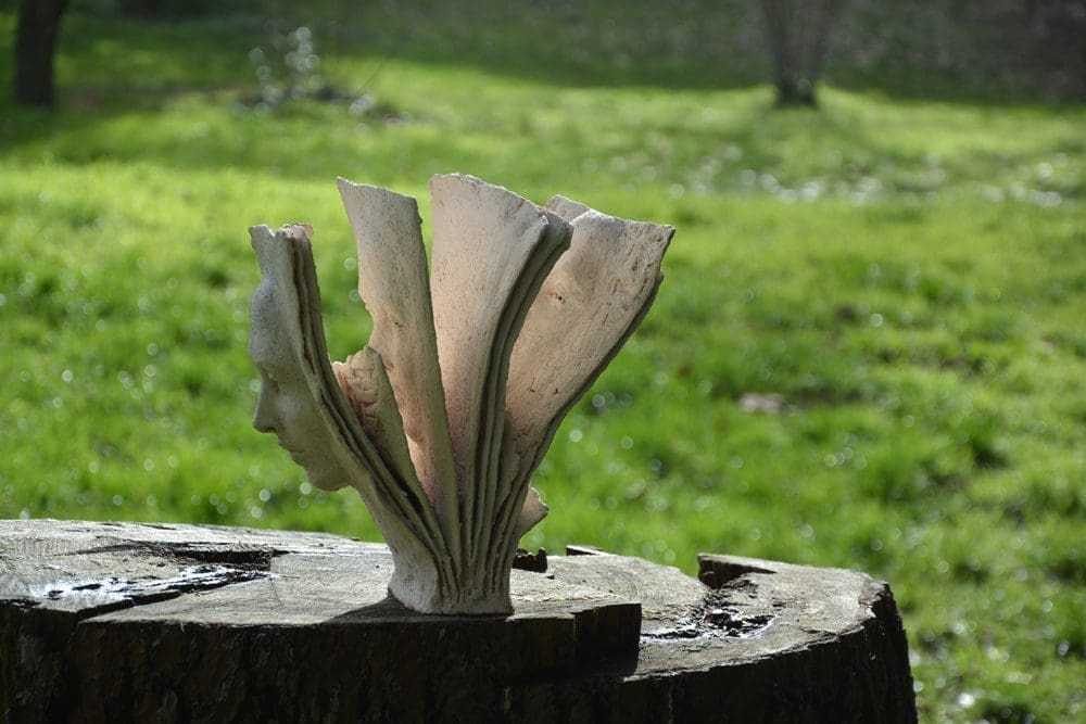 Between Pages (Abstract Girl Faces Terracotta statue) - Image 3