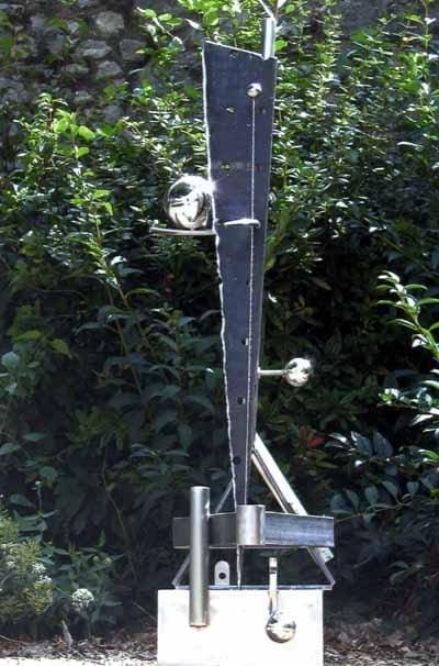 Trithedron (modern Contemporary Abstract Outdoor statues sculptures)