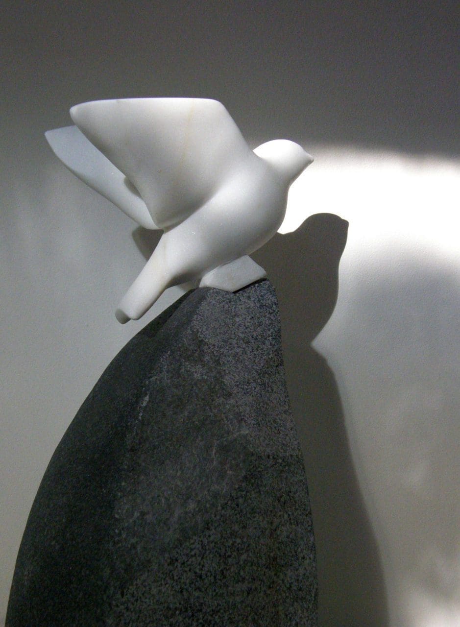 `Carrara Finch` (Carved marble Garden Bird Taking Off statuette) - Image 2