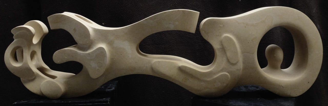 Gripper (White Stone Horizontal statue)