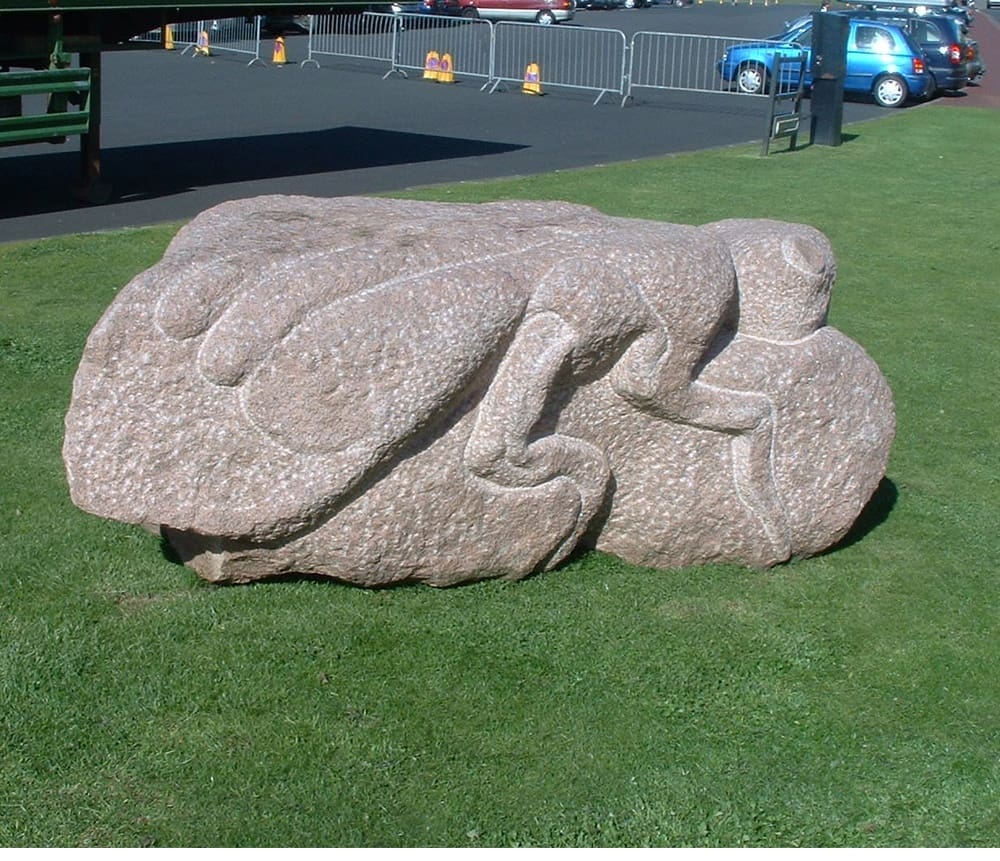 Dung Beetle (Large Abstract Granite Carved Scarab Statue) - Image 2