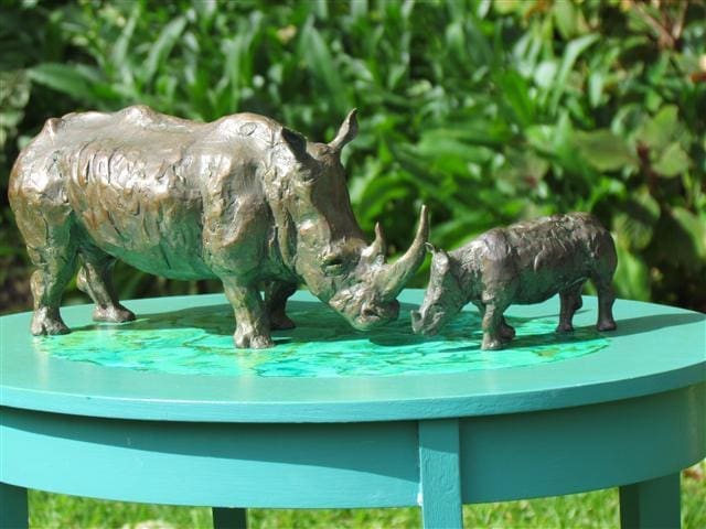 White Rhino and Calf (Bronze Rhinoceros sculpture) - Image 2