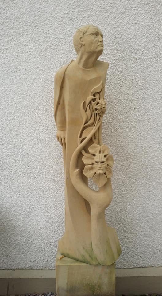 Male Gardener (Contemporary Gardener statue) - Image 3