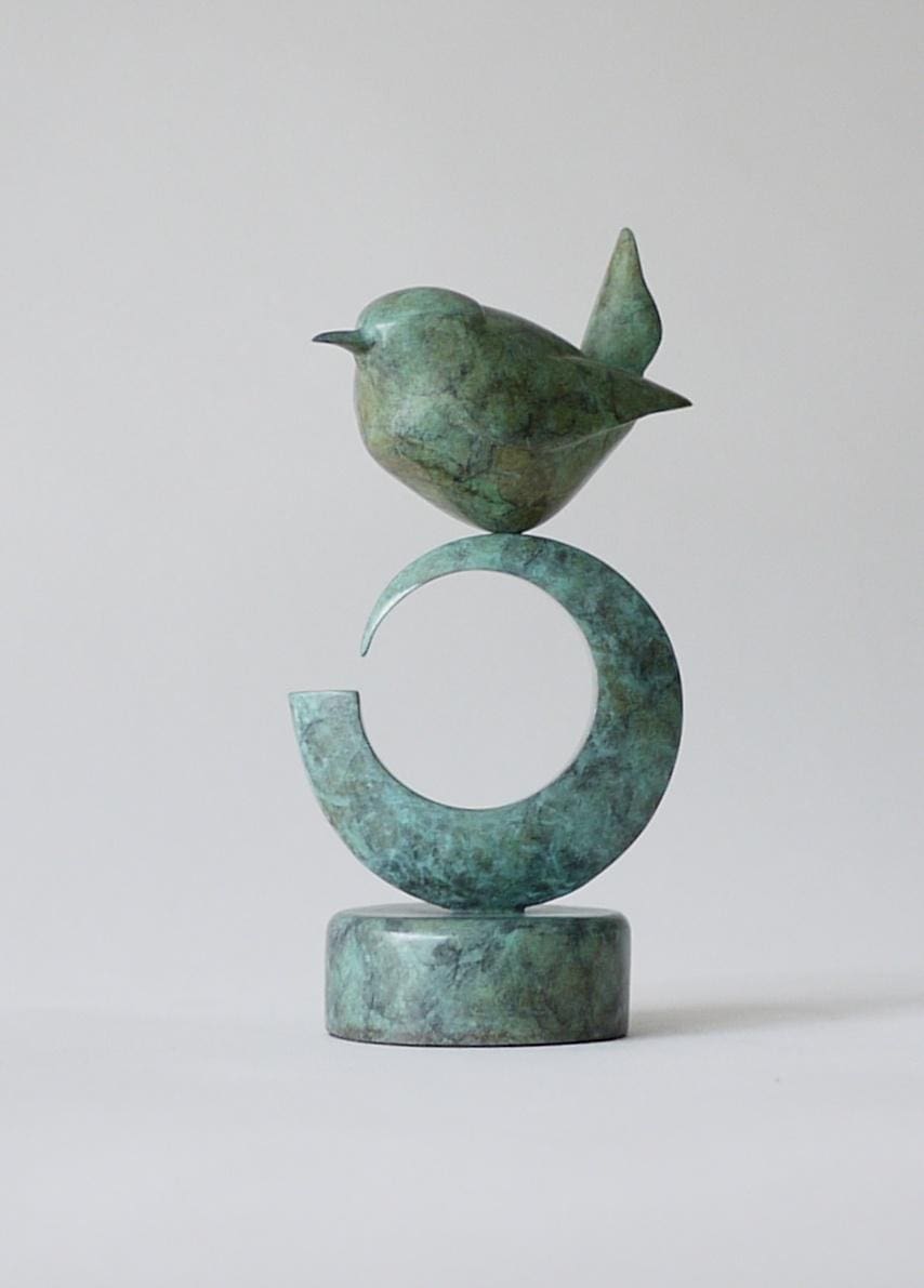Brenin (Small Bronze Wren Bird Perched statuette)