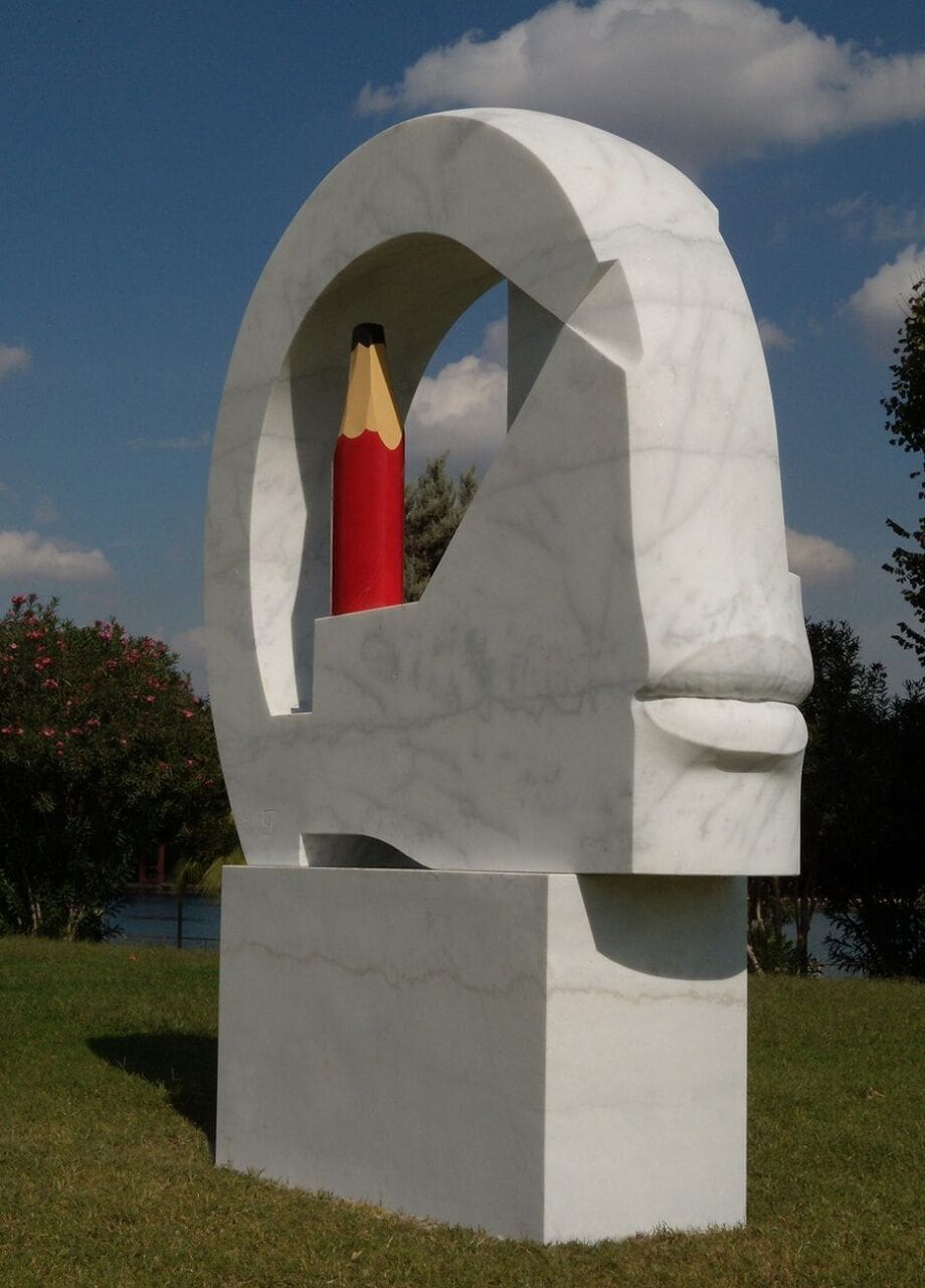 Muse with impression