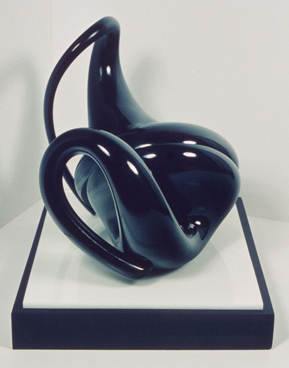 The Second Kiss (abstract Contemporary Affection statuette) - Image 2