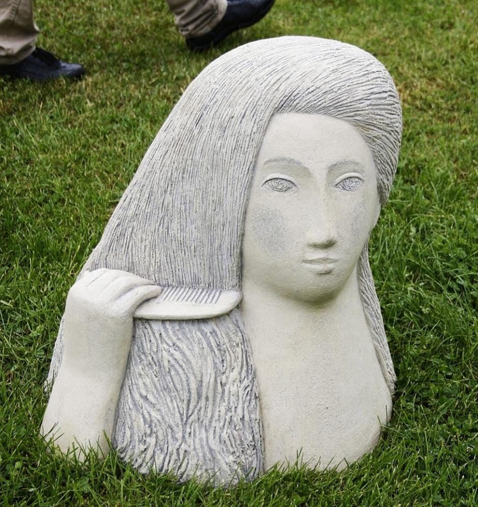 Girl with Comb (Lifesize Female Combing Hair statue) Vera Viglina