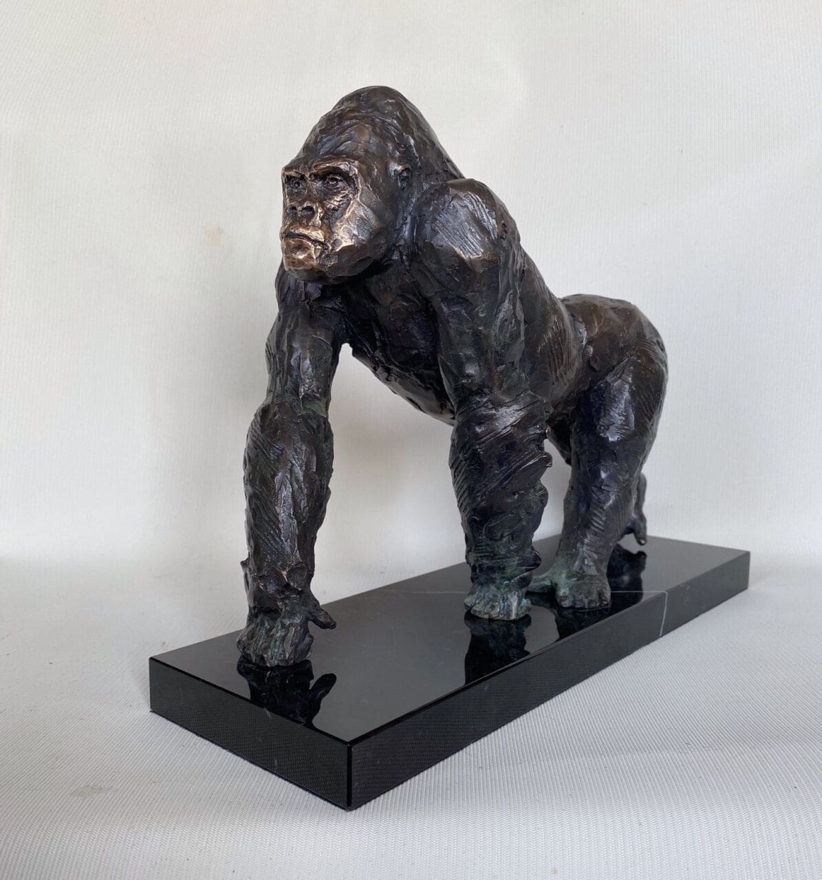 Gorilla (Small Bronze Interior Realistic sculpture) - Image 2
