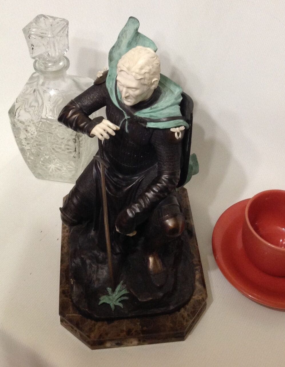 Knight of St John (Sitting Small Knight statuette) - Image 5