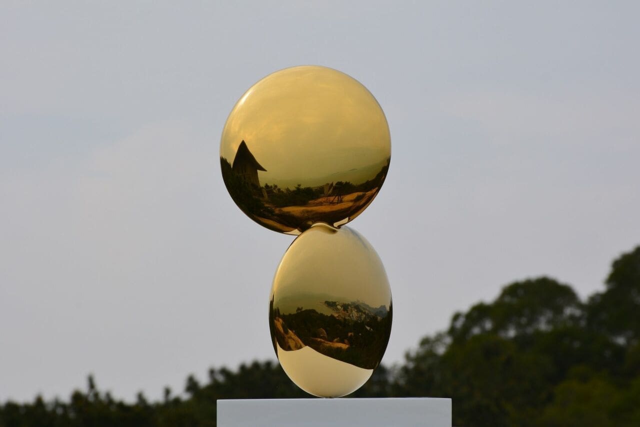 Be In Here IV No.1 (Little Minimalist Indoor statue) - Image 2