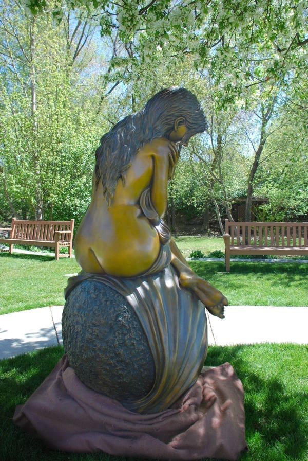 "Solitaire" -  life size female form, nude bronze statue. (152 cm high) - Image 5