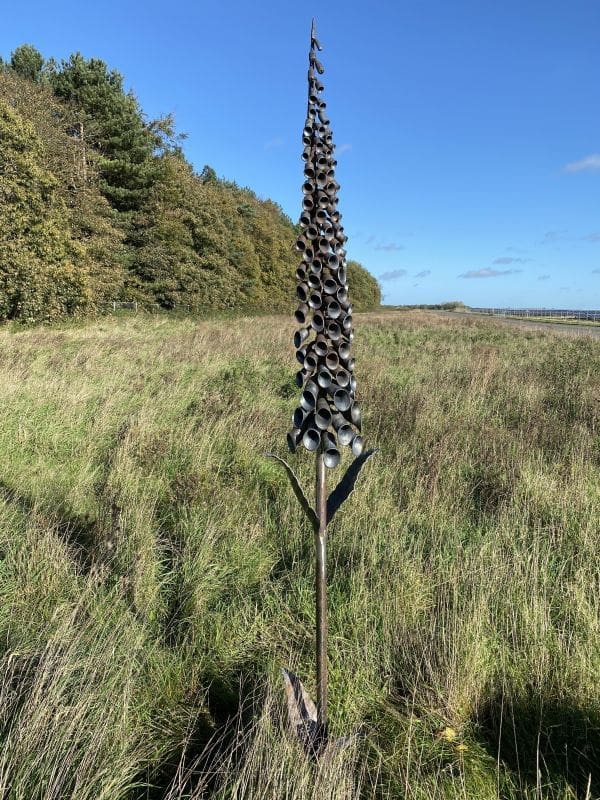 Foxglove sculpture medium (life size Lifelike statue) - Image 3