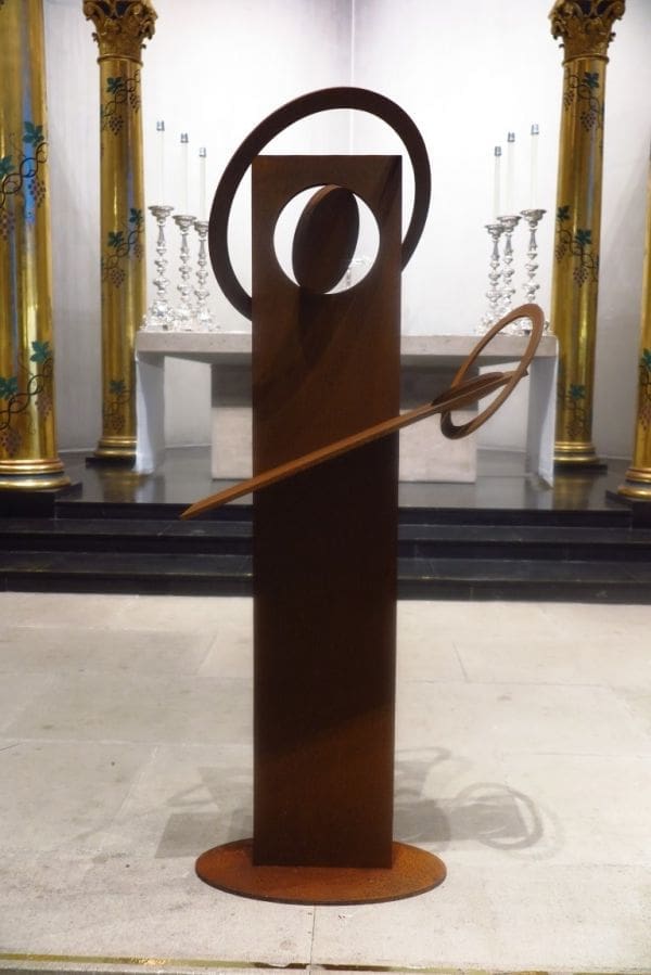 Abstract Madonna and Child (Steel sculpture) - Image 4