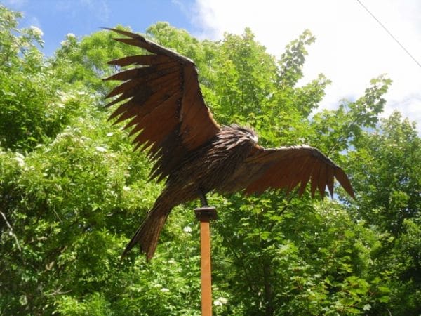Red Kite (Steel Bird of Prey Lifesize Yard statue) - Image 2