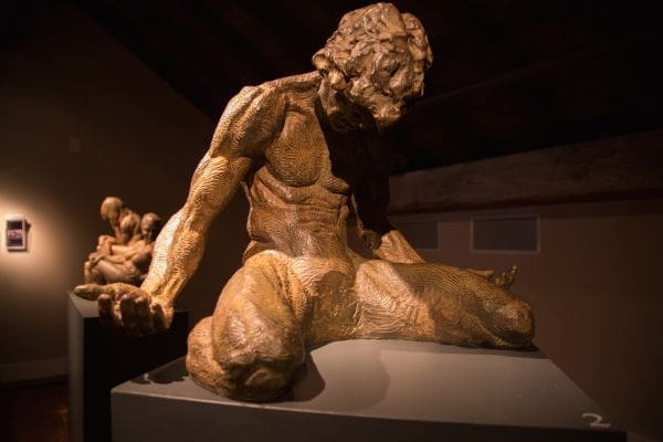 Surrender (Small Nude Kneeling Muscular Man statue) - Image 5