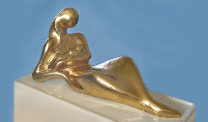 Cast resin sculpture “Tenderness II” by Masha Marjanovich