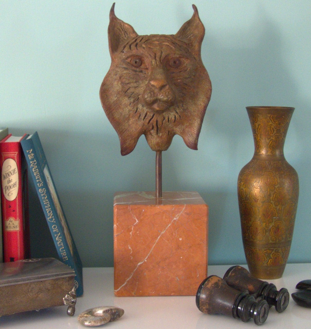 Bronze Iberian lynx head sculpture by Zita Abreu with alert expression