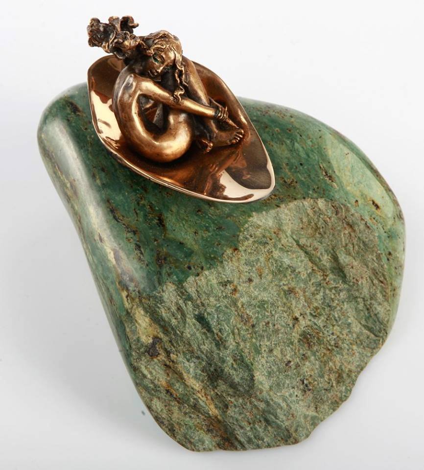 Birth of Venus small bronze figurative sculpture by Anna Tölgyesi Poós