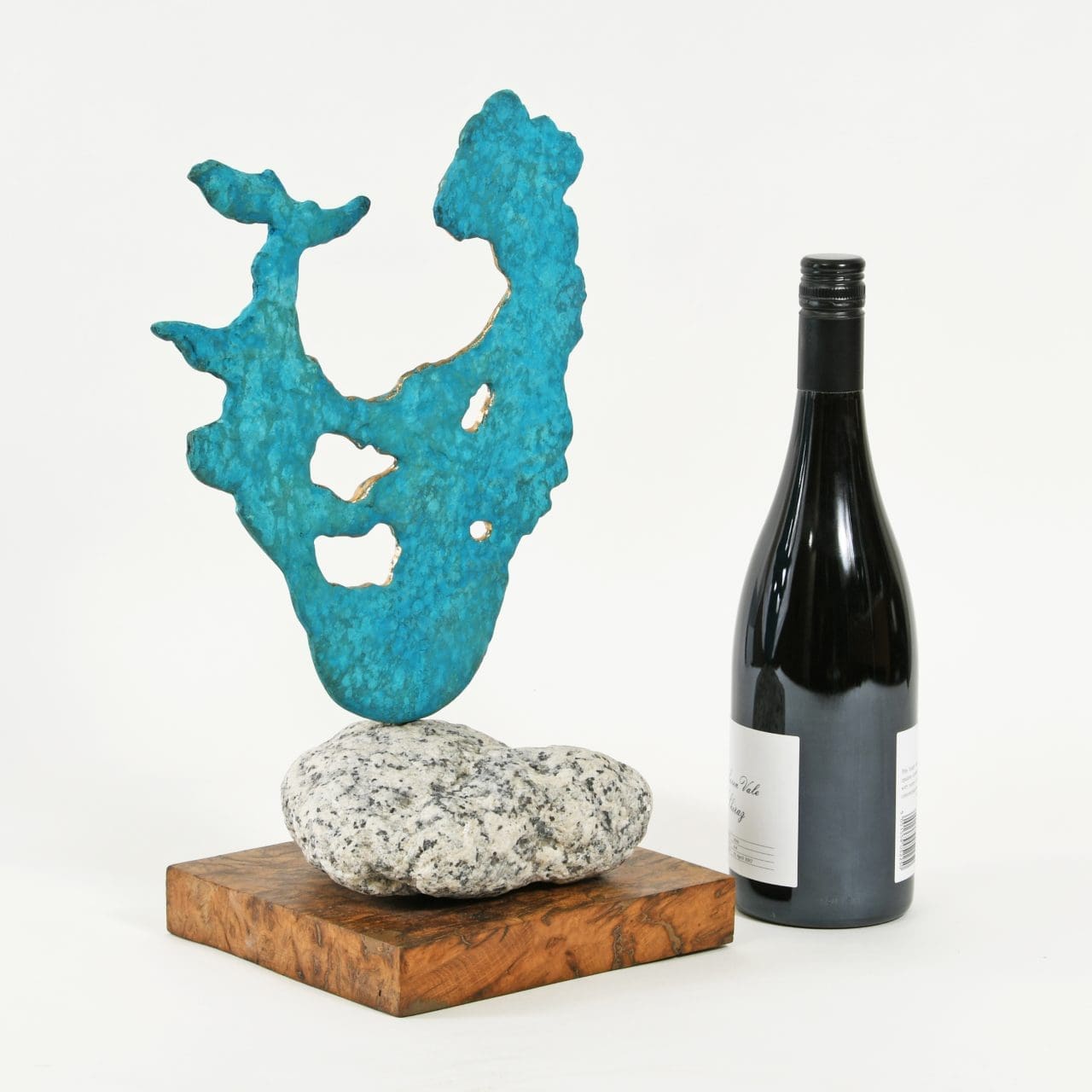 Contemporary bronze sculpture by Philip Hearsey inspired by fleeting movement and transient moments.