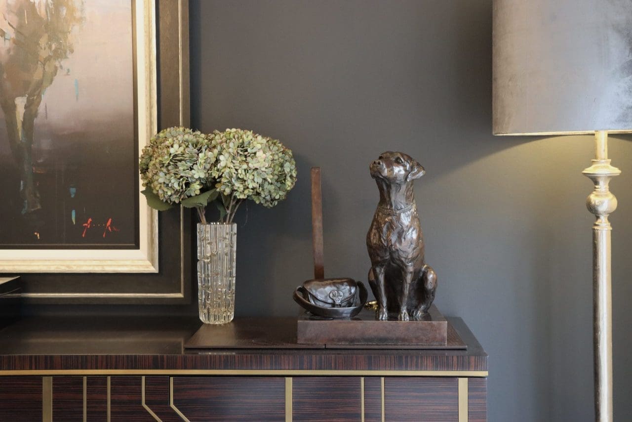 Bronze gun dog sculpture by Edward Waites