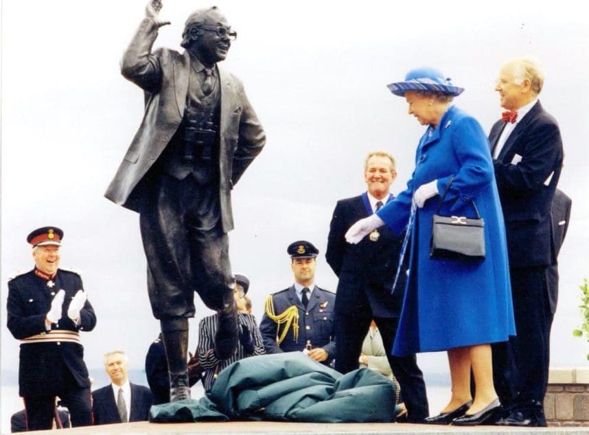 Eric Morecambe - Image 8