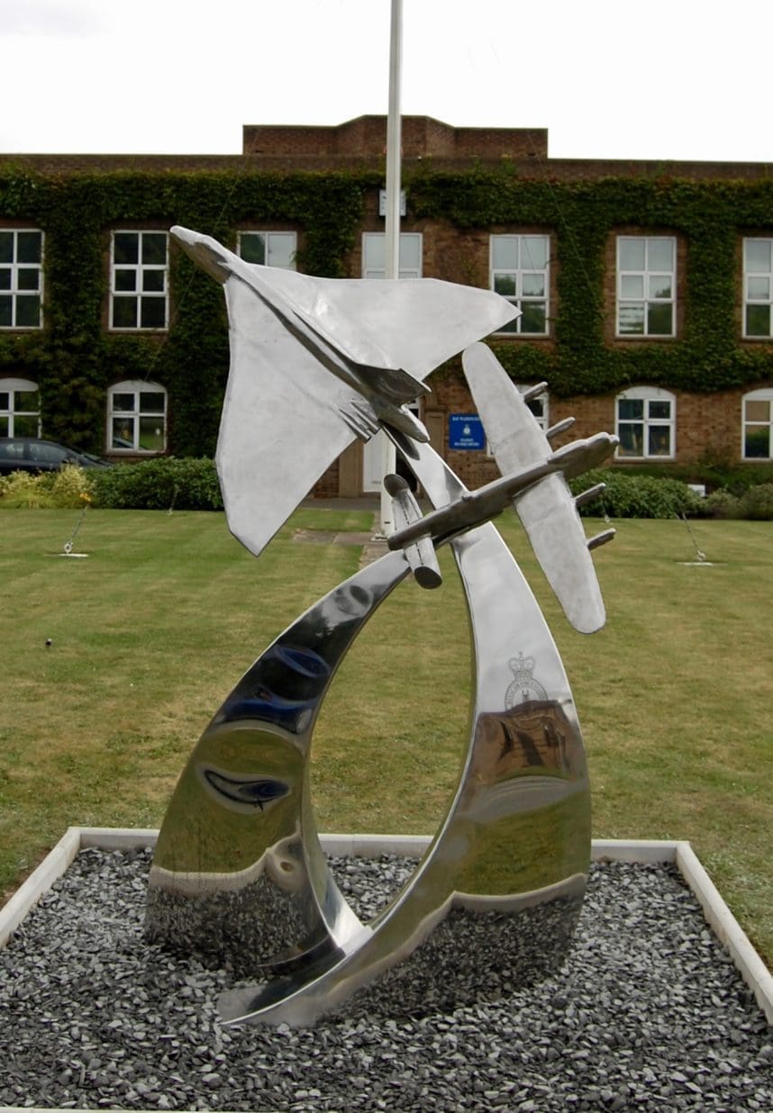 RAF Waddington (Stainless Steel Lancaster and V Bomber Sculpture) - Image 3