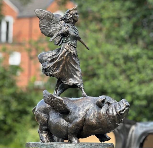 'The Fairy Queen' Standing on Flying Pig Sculpture - Image 3