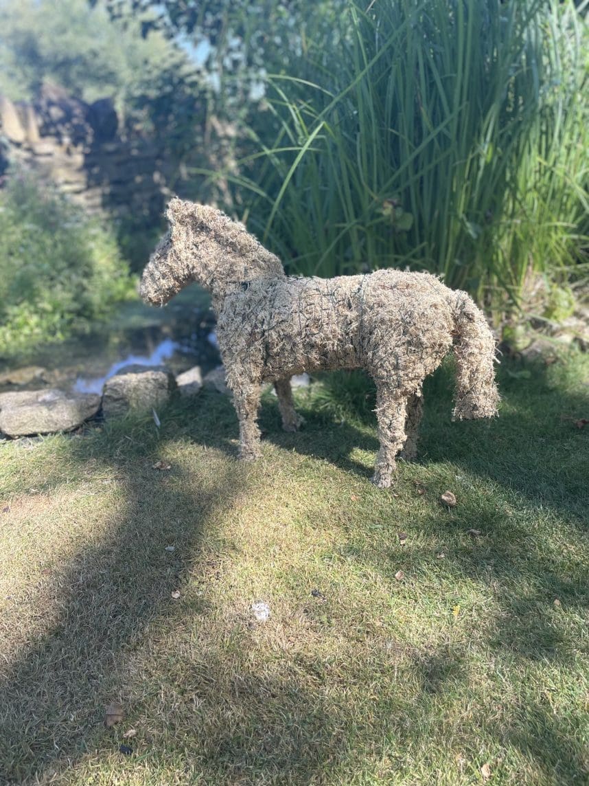 Sphagnum Horse (Small Lifelike Garden Yard Sculpture) - Image 2